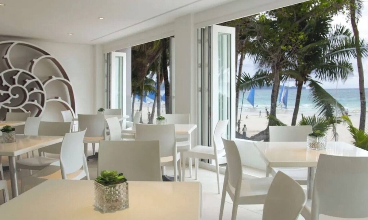 Balabag House | Beach front hotel