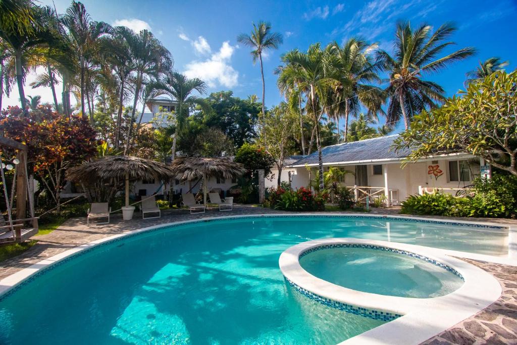 La Iglesia Hotel | Beach Hotel Casa Nina