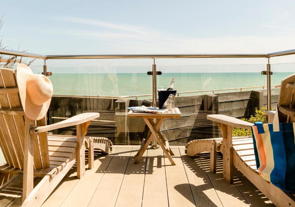 Felpham Hotel | Beach Hut Suites