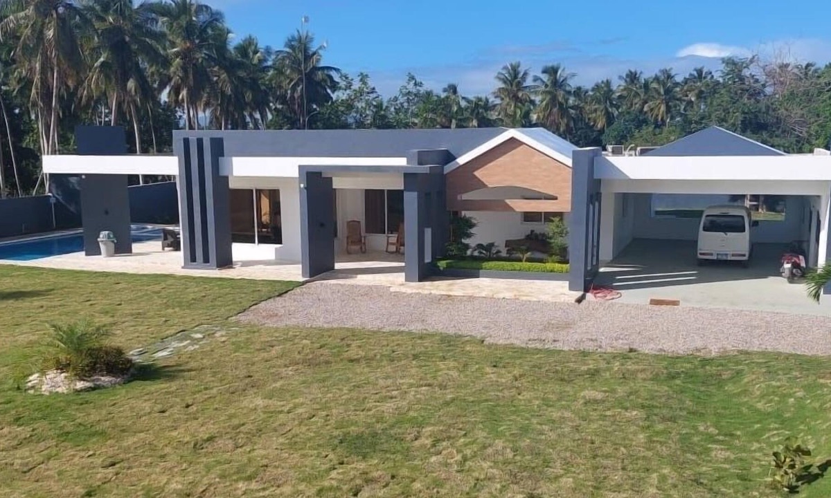 El Breton Villa | Beach Pool and Golf in Cabrera