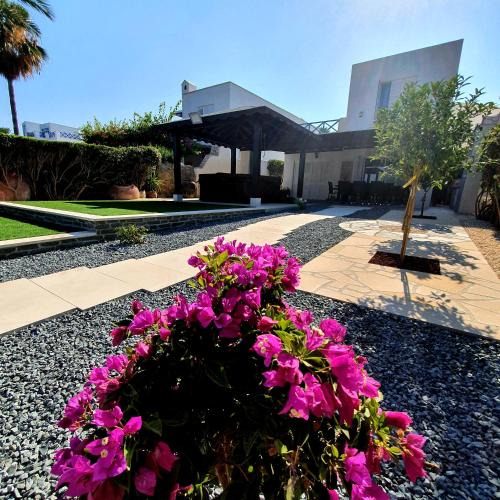 Chlorakas Villa | Beach Shack