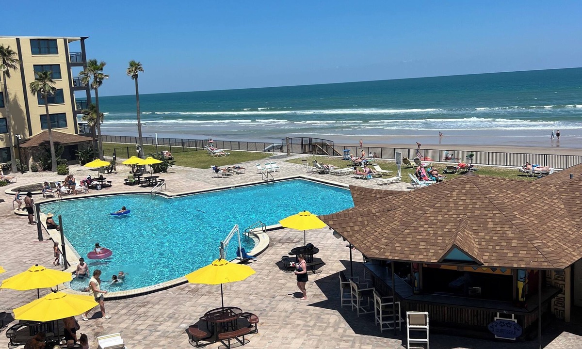Cate Gray Condo | Beach Side 1-bdrm, AC, Wifi, kitchenette, balcony, direct ocean view.