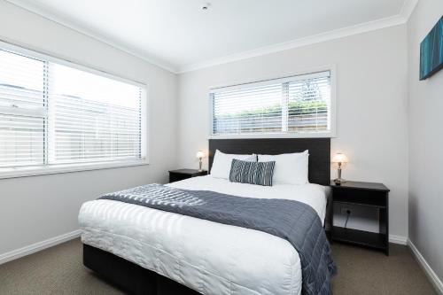 Fitzroy Hotel | Beach Street Motel Apartments