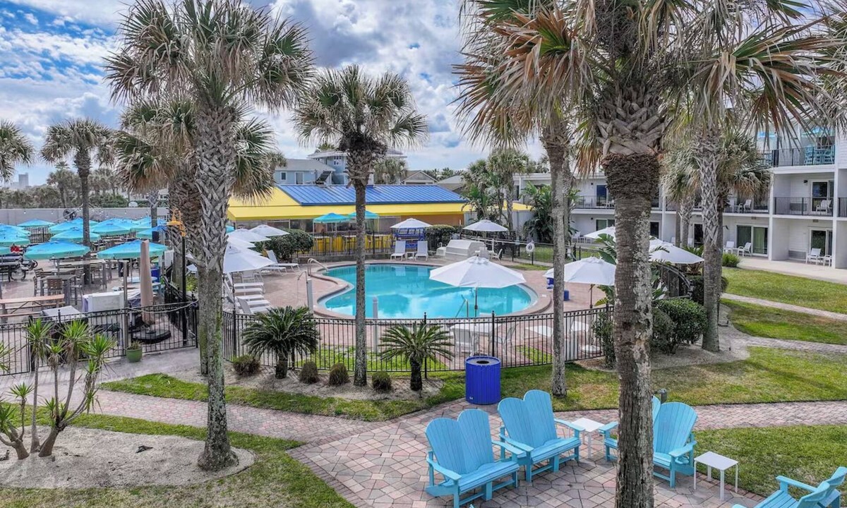 Neptune Beach Hotel | Beach Vacation Awaits! Seaside Room with Oceanfront Views, Near Neptune Beach