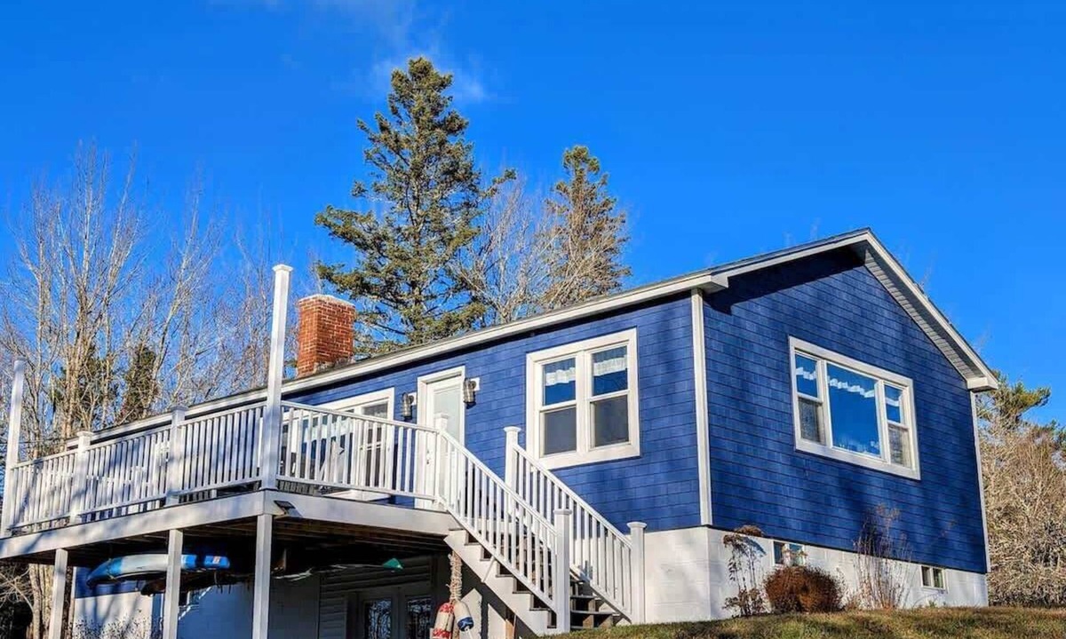Sullivan House | Beach Vibes Acadia Cottage, Fire pit, Family, Acadia, sleeps 8