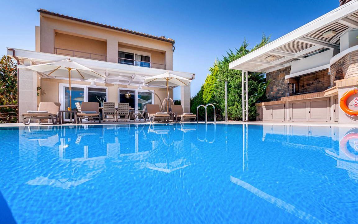 Kato Gouves Villa | Beach Villa Penelope with private pool