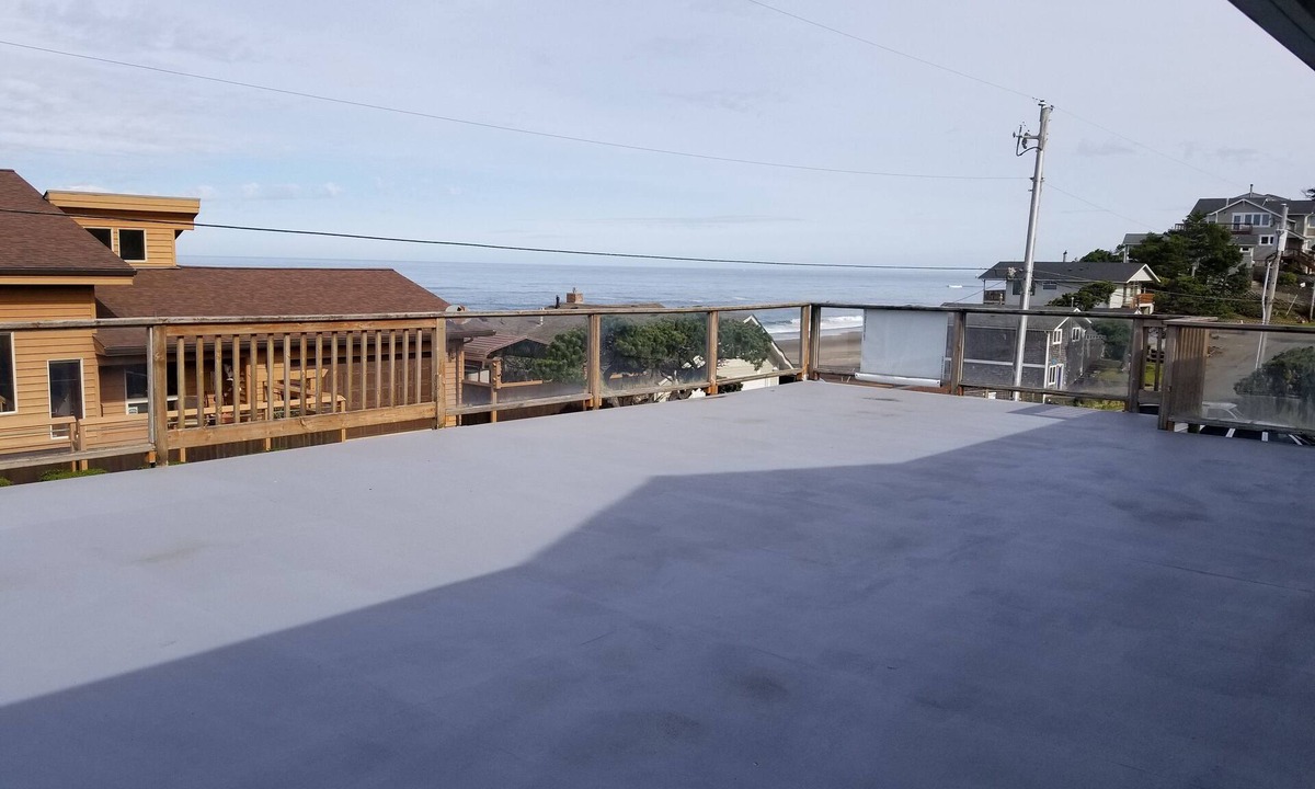 Gleneden Beach Apartment | Beachcombers Haven - Family and Group event lodging on the Central Oregon Coast!