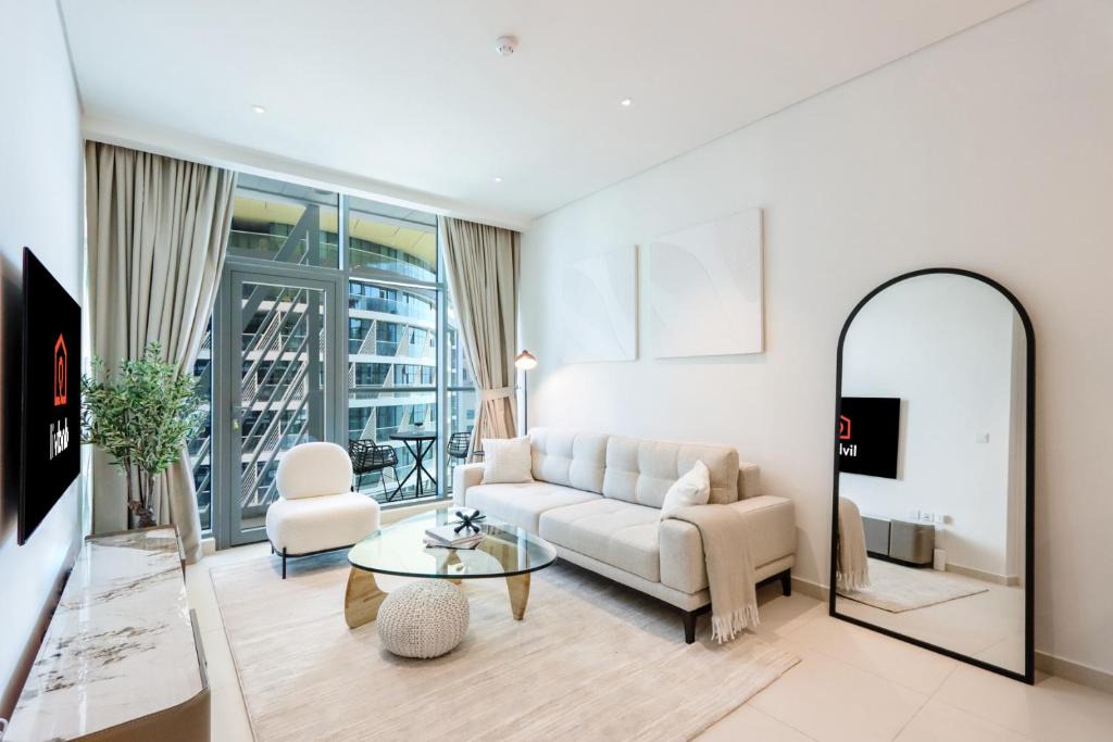 Palm Jumeirah Apartment | Beachfront 1BR Seven Palm Rooftop Pool & Views