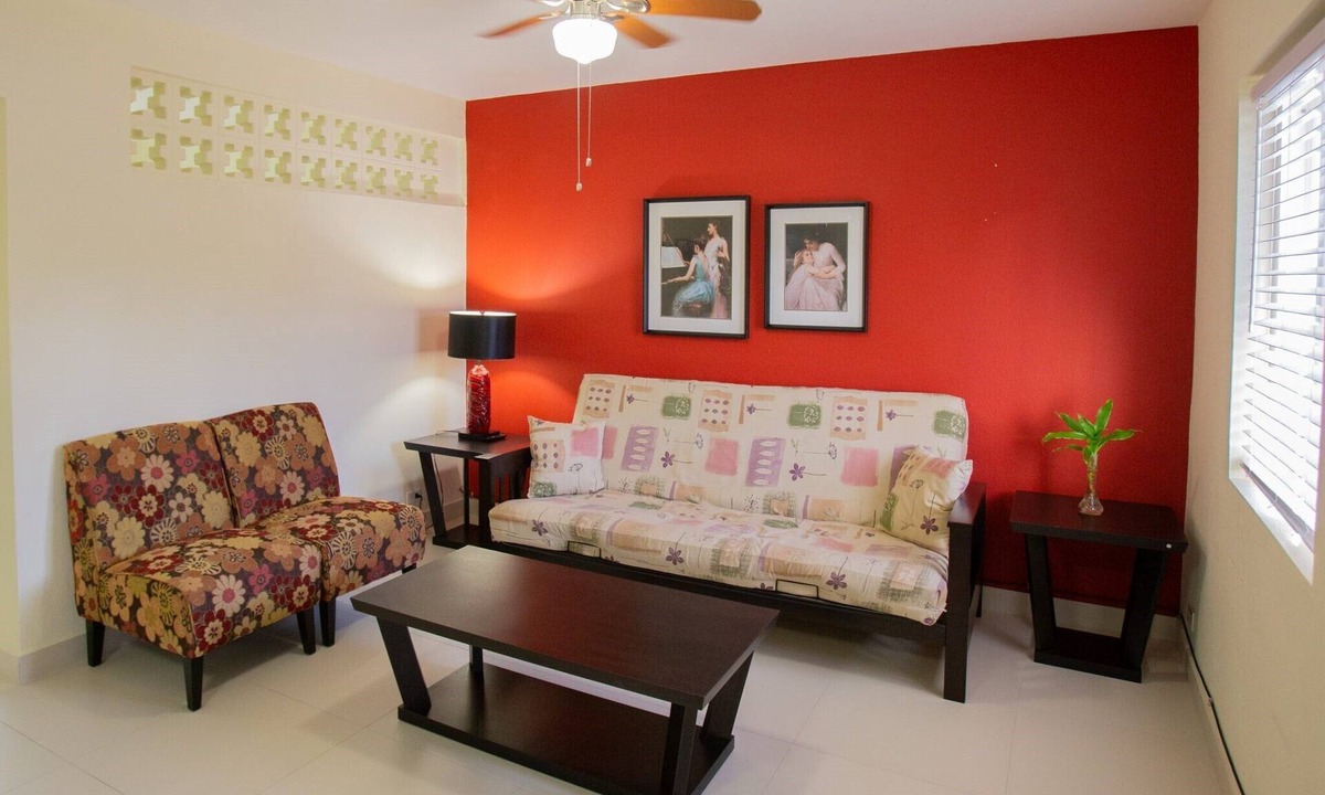 Tamuning Apartment | Beachfront 1BR - Unit 204 Ocean Villa
