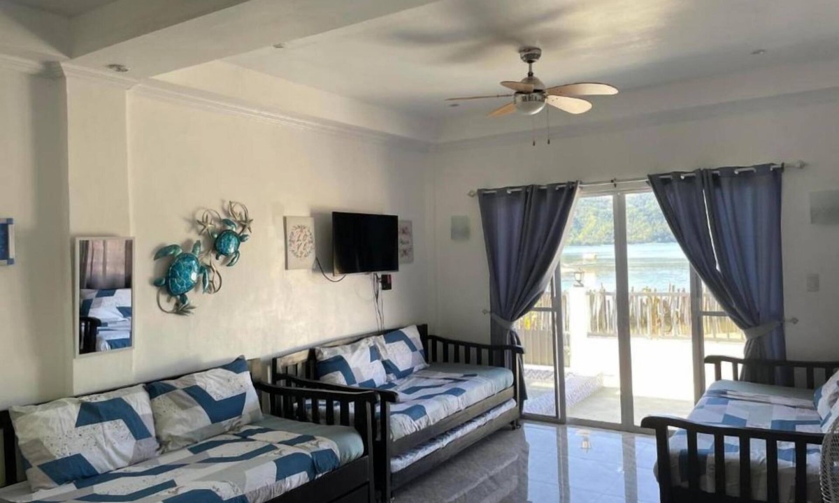 Sipalay Hotel | Beachfront 1BR Villa