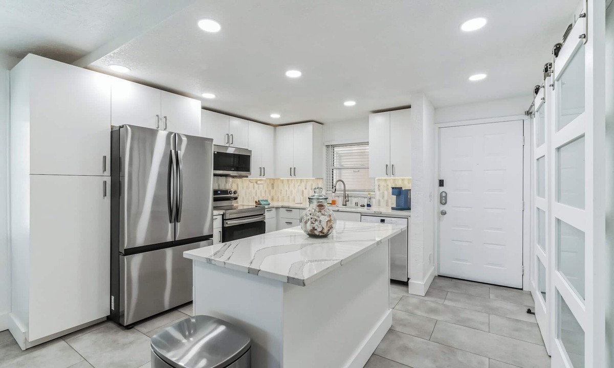 Sand Key Condo | Beachfront 2 bedroom, 2 bathroom renovated condo, pool, hot tub, private beach!