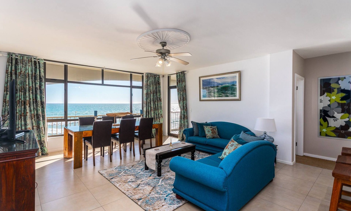 Bloubergstrand Apartment | Beachfront 3BR | Ocean Views & BBQ Balcony by CTHA