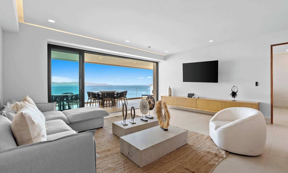 Bucerias Apartment | Beachfront 4BR + Panoramic Oceanviews | Panarea 6D