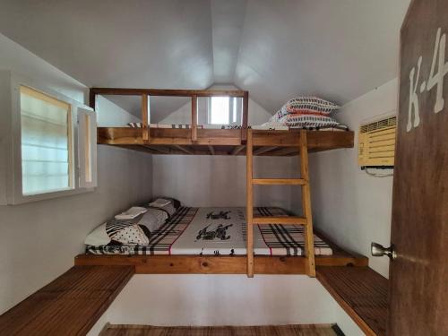 Caba Ski Chalet | Beachfront Aircon Kubo for 4pax