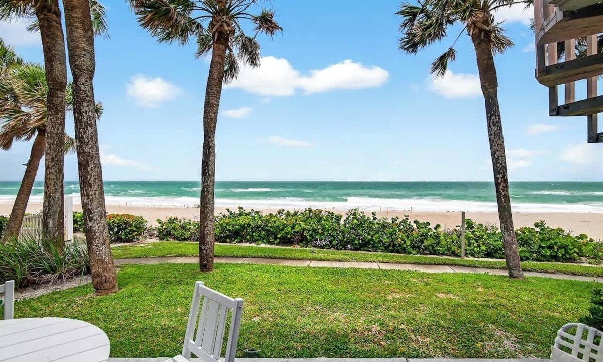 Belleair Beach Condo | Beachfront, Aldea 11 Condo, Belleair Beach