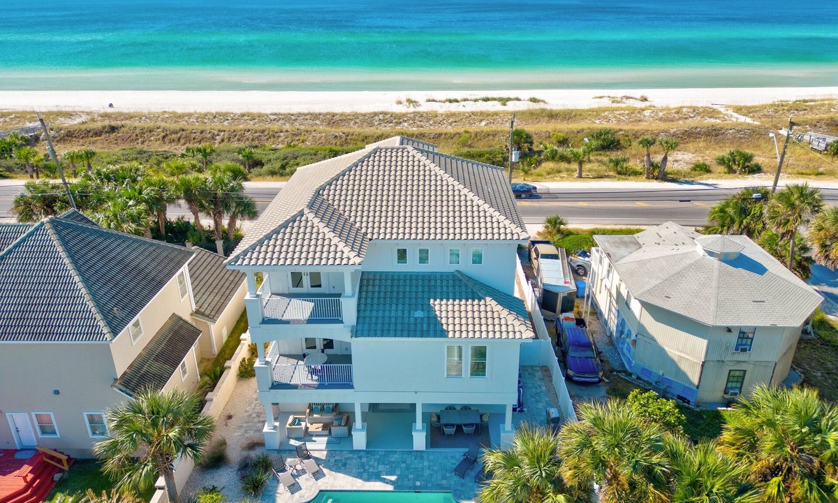 Bid-a-wee Beach House | Beachfront Beauty! Sleeps 19 - Private Heated Pool - Gorgeous Ocean Views!