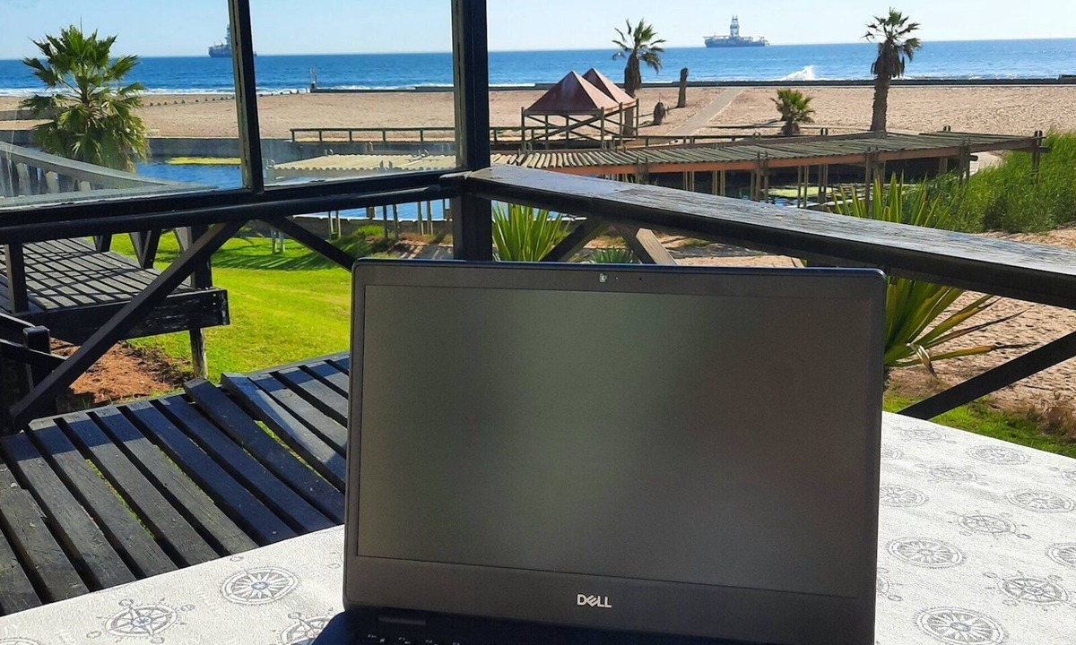 Langstrand Cottage | ​Beachfront Bliss: Charming 3BR Cottage in Langstrand | Sea | Dunes | WiFi | BBQ