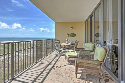 Dauphin Island House | Beachfront Bliss on Dauphin Island w/Pool Access!