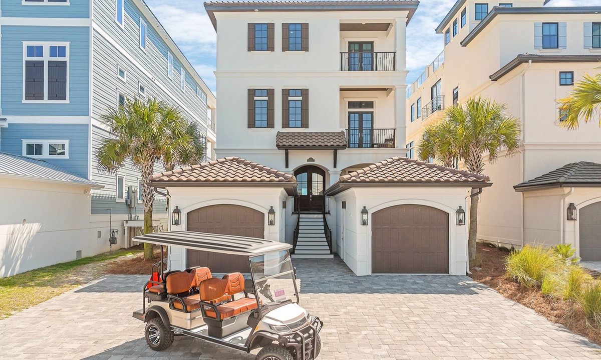 Miramar Beach House | 🏖️ Beachfront Bliss | Gulf Front | Golf Cart & Pool | Beach Chair Service