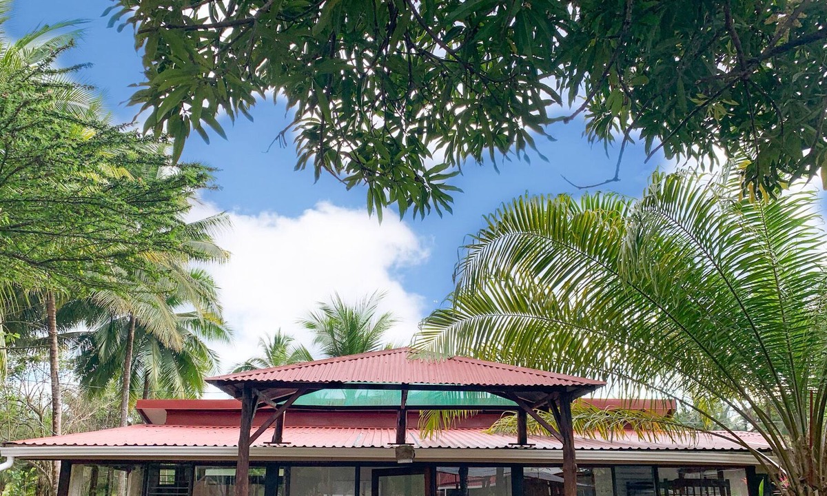 Parrita House | Beachfront Bungalow Dos at Tranquilidad Resort
