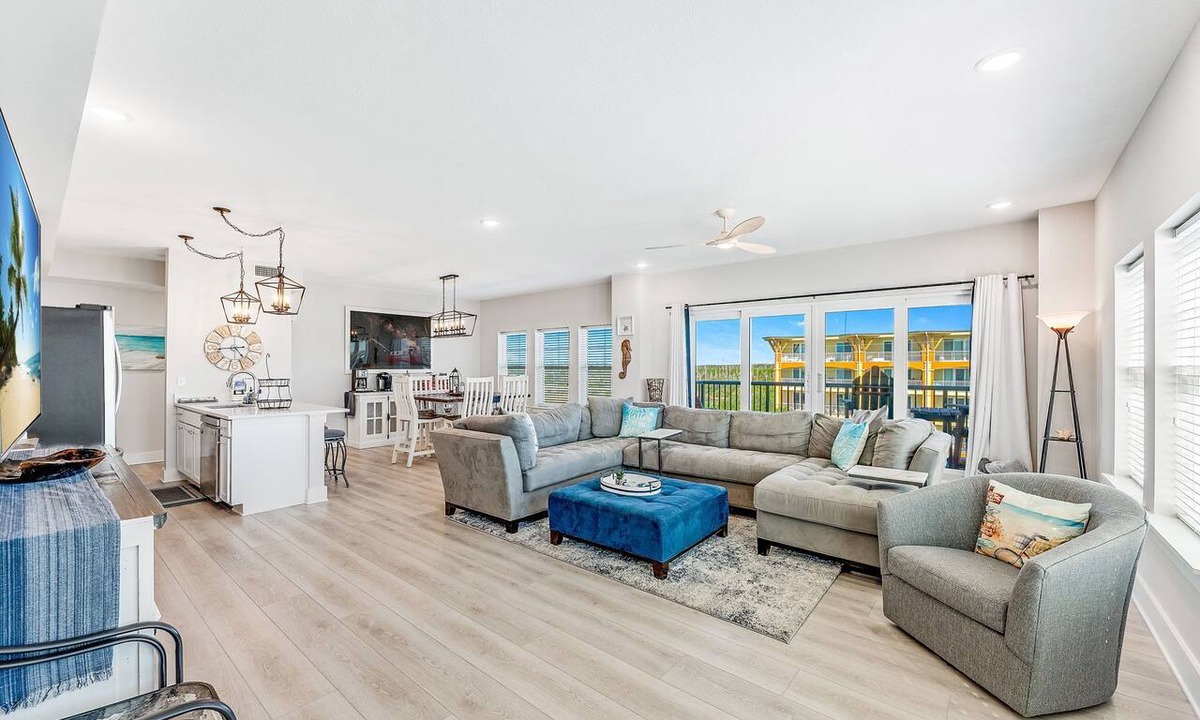 Mexico Beach Condo | Beachfront Condo Rooftop Pool Sleeps 8