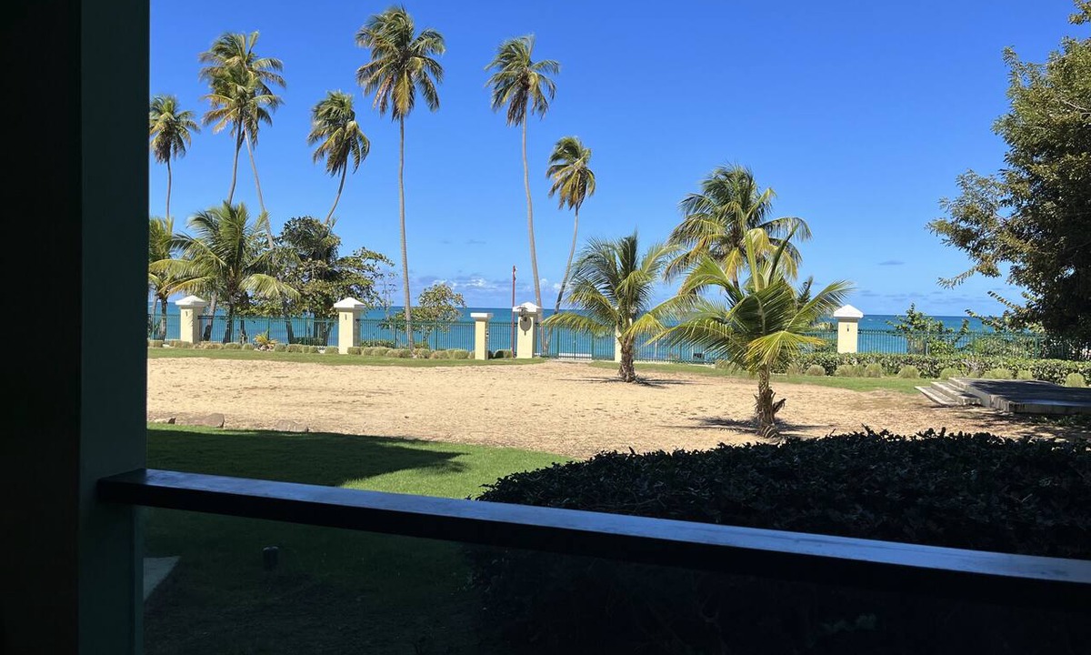 Las Carreras Apartment | Beachfront Ground-Level Apartment in Aquatika – Steps from the Sand!
