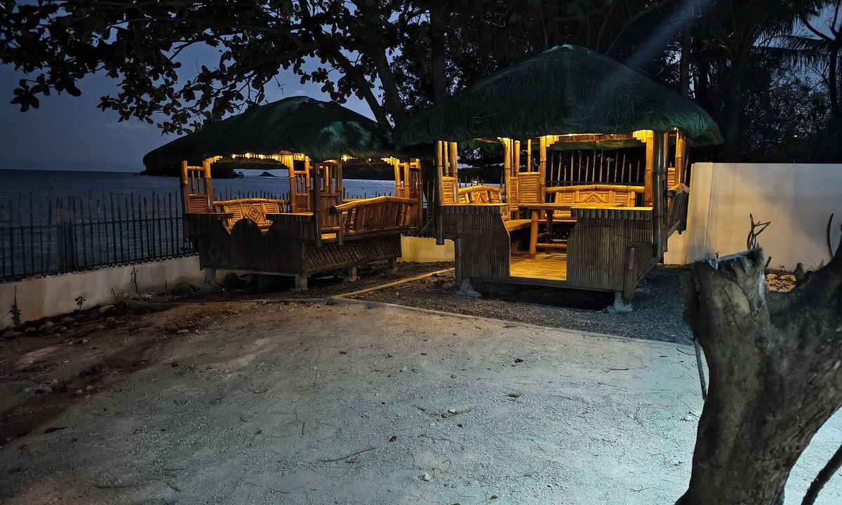 Sual RV Rental | Beachfront Group House Sleeps 16+ - Near Hundred Islands