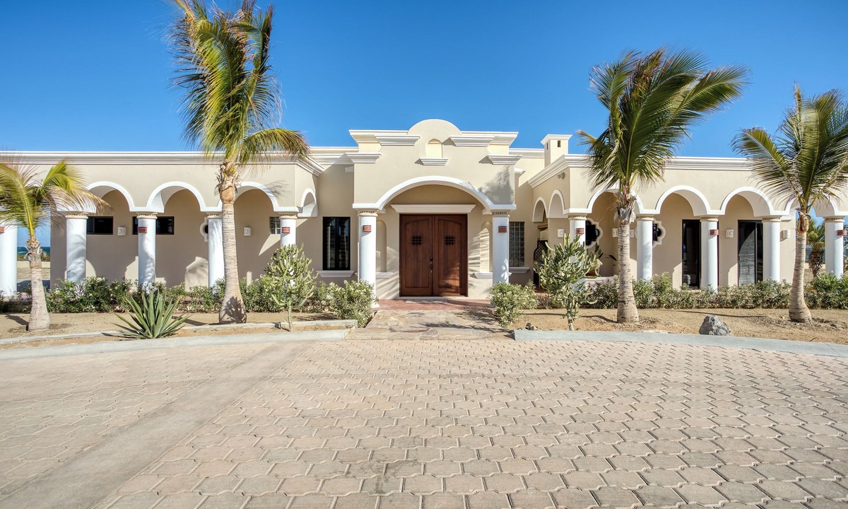 La Ribera Villa | Beachfront Hacienda on the Sea of Cortez with pool near Four Seasons Resort