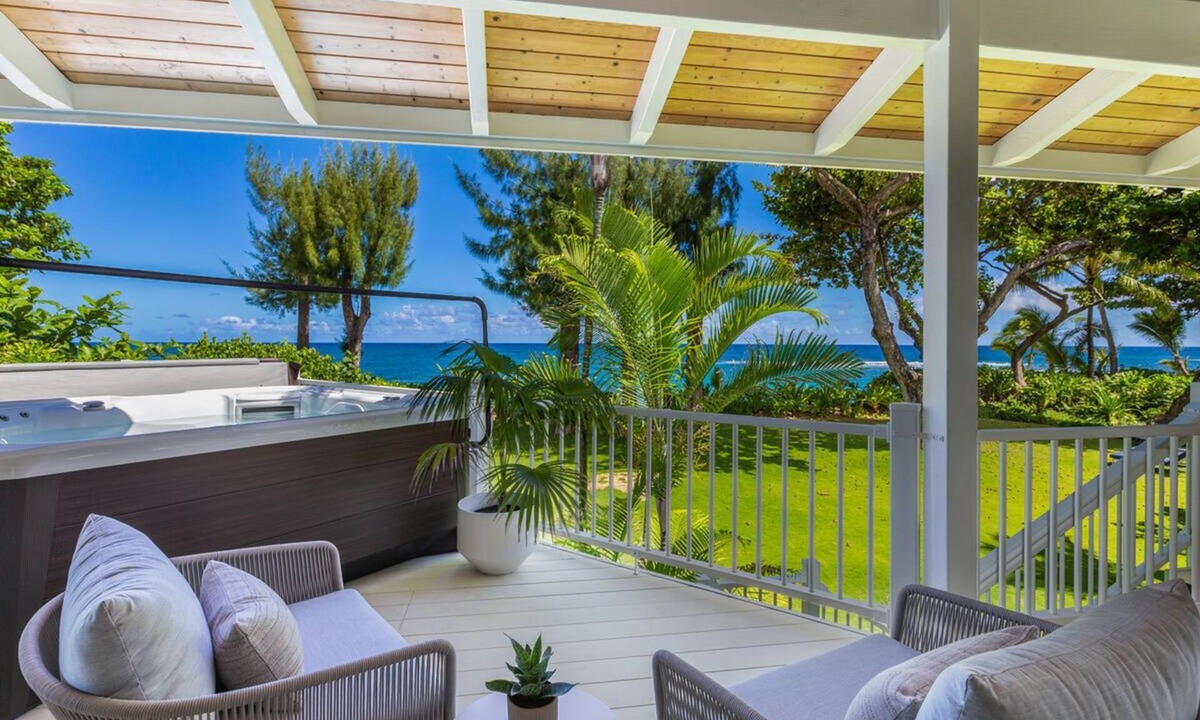 Wainiha House | Beachfront Haena home with A/C - Near Tunnels Beach