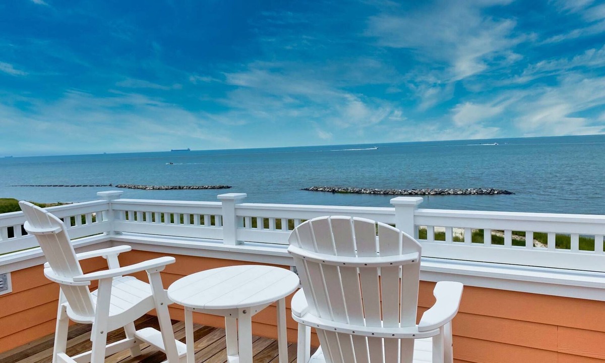 Cape Charles House | Beachfront Home with Sunset Views, Bay Creek Access