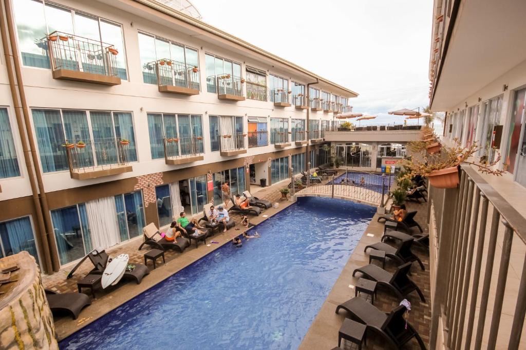 Playa Hermosa Hotel | Beachfront Hotel Tramonto