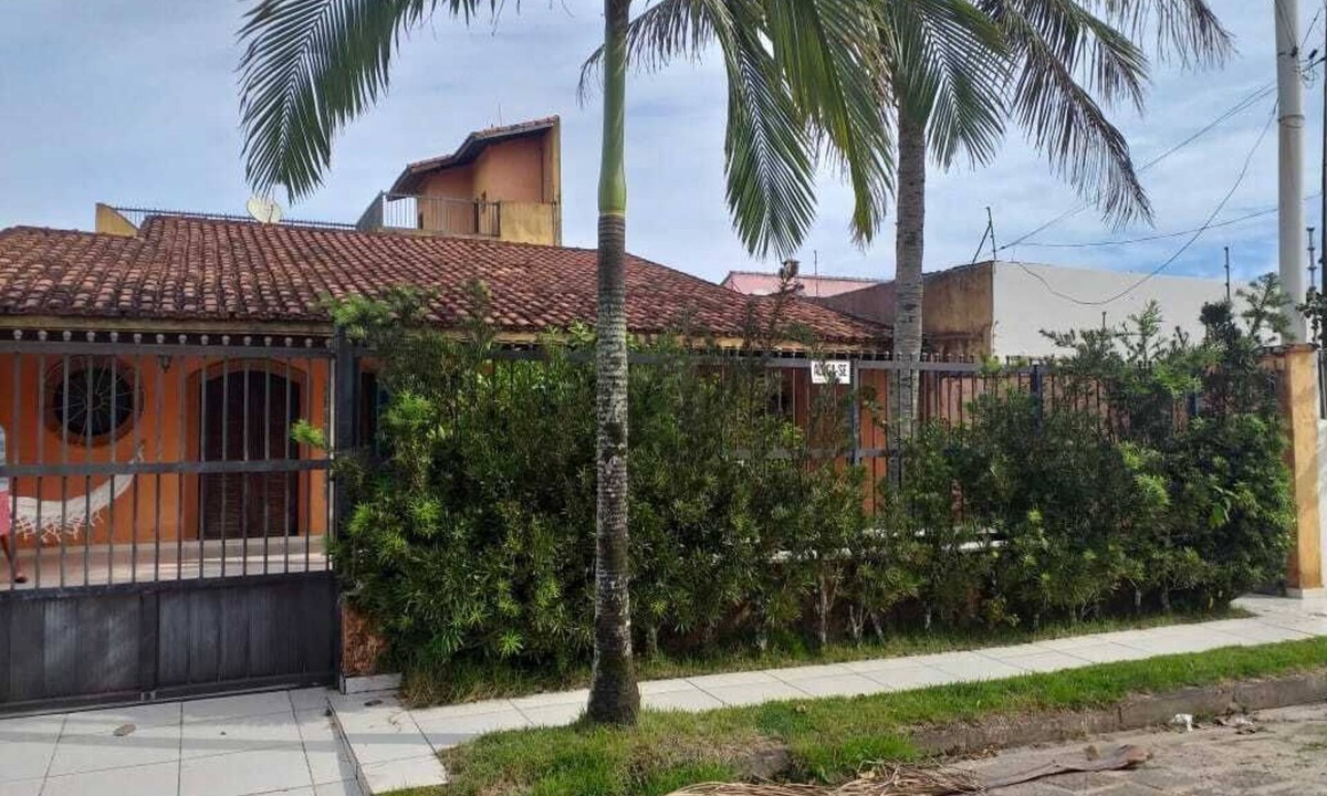 Cibratel I House | Beachfront house in Itanhaém with 8 bedrooms.