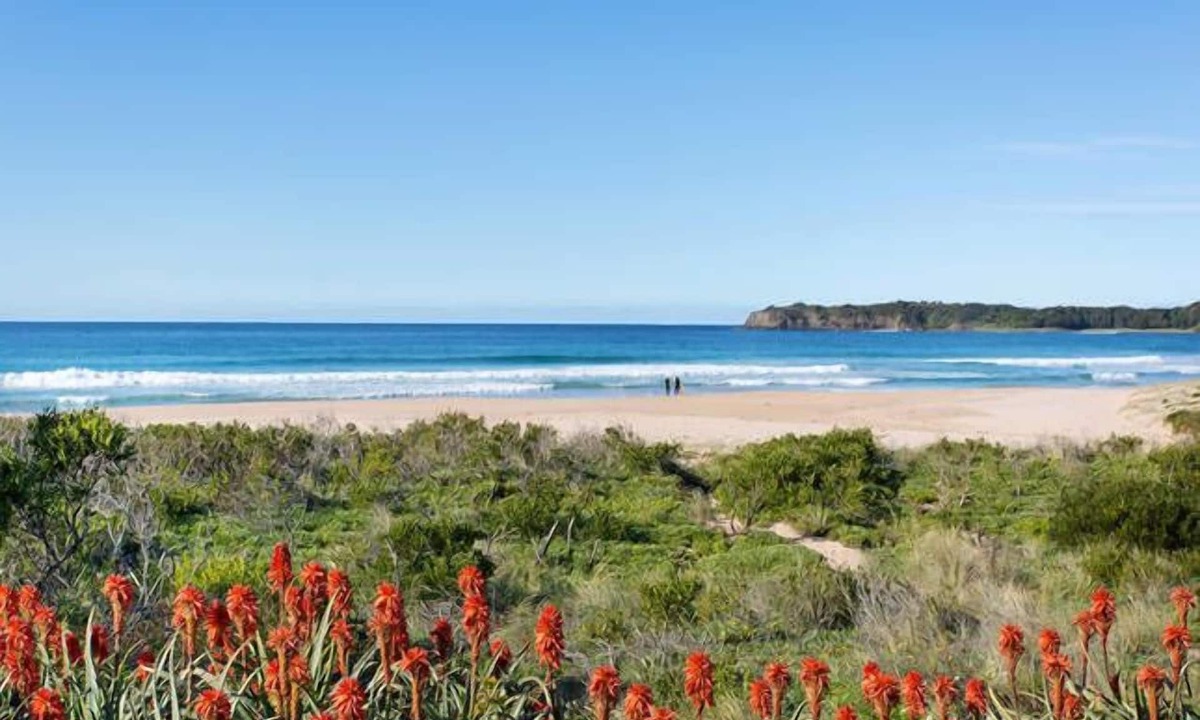 Kiama Downs House | Beachfront House with direct access to the Beach. Just bring your beach towel!