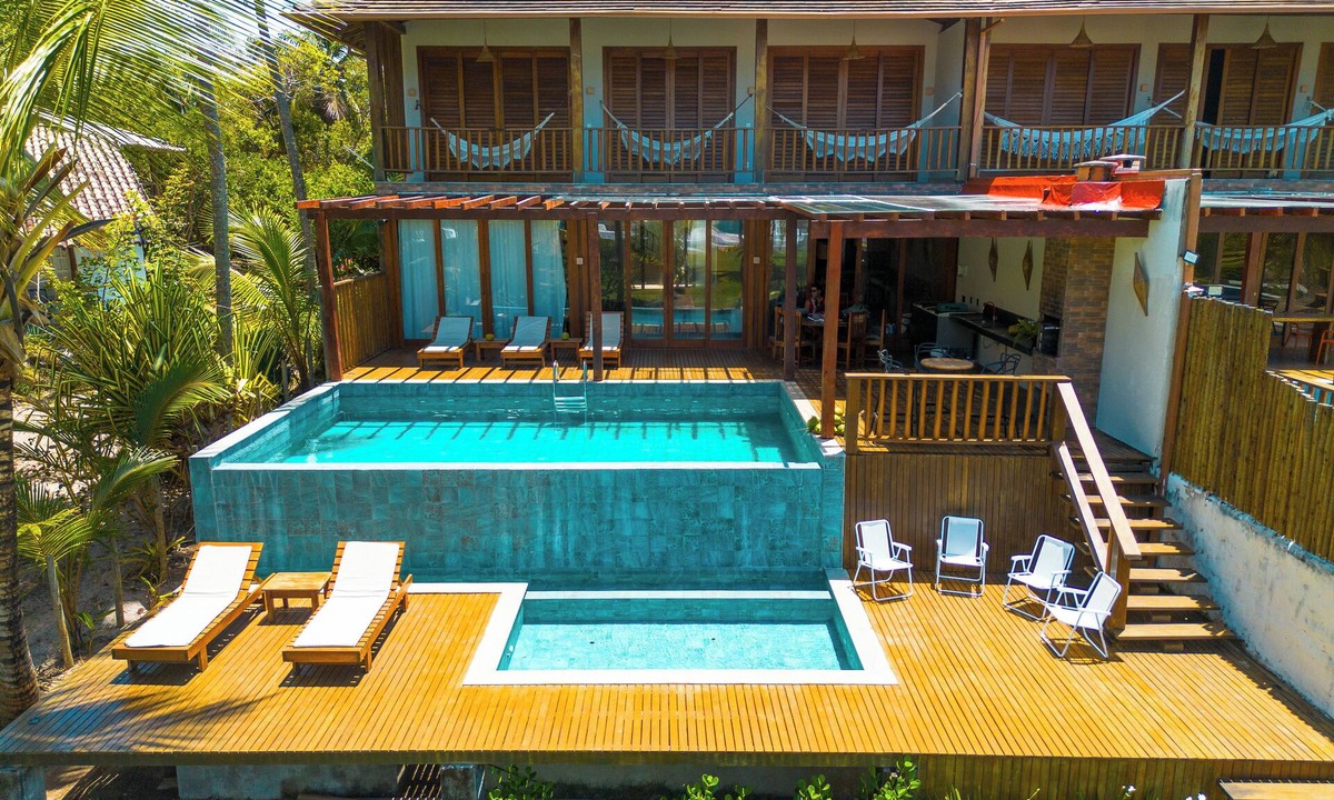 Barra Grande House | Beachfront house with 8 suites, adult and children's pool, and barbecue area.
