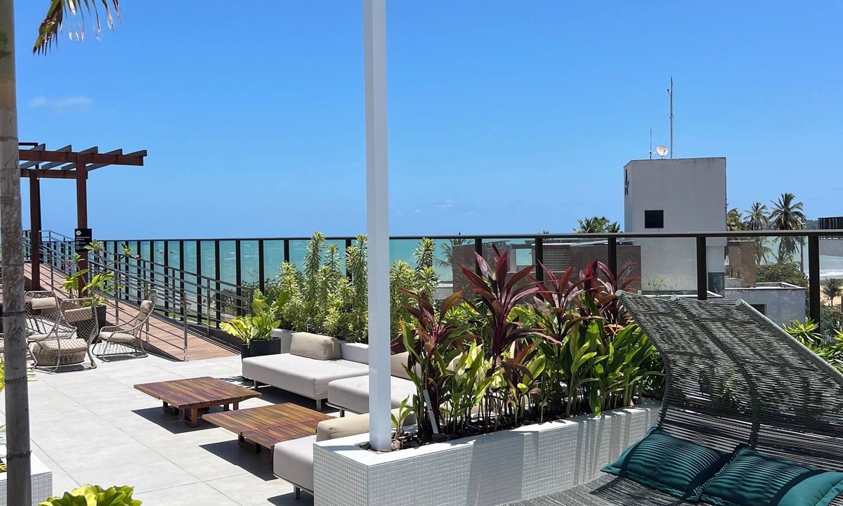 Cabo Branco Apartment | Beachfront in Cabo Branco | Rooftop pool