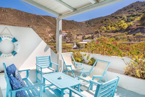 Patmos House | Beachfront Lampis Dolphin 3