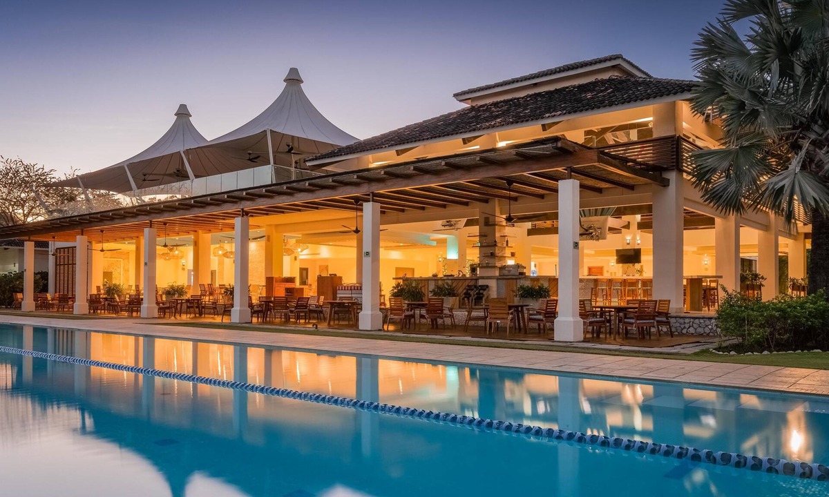 Brasilito Villa | Beachfront luxurious penthouse with 4BR, 4 baths for up to 8