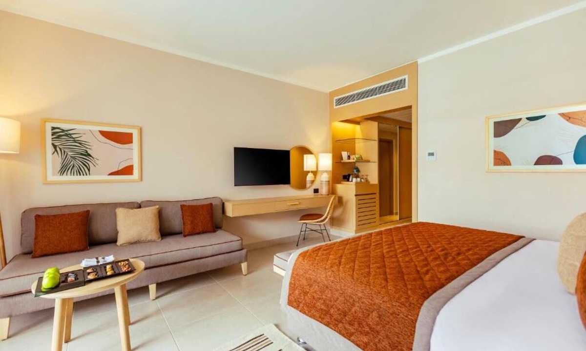 Port Ghalib Resort | Beachfront Luxury Awaits | 4 Rooms, Pools, Family Fun & Snorkeling Paradise