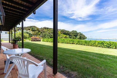 Mangawhai Heads House | Beachfront Marvel - Mangawhai Heads holiday unit