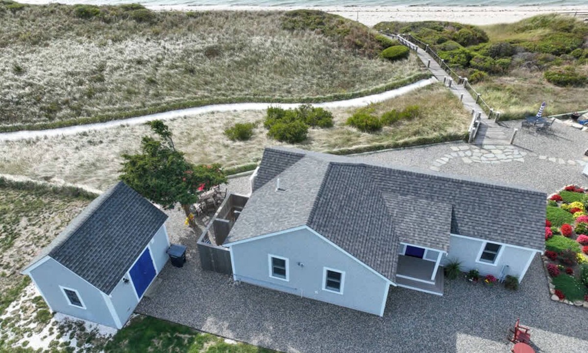 Truro House | Beachfront on Private Beach w/AC!