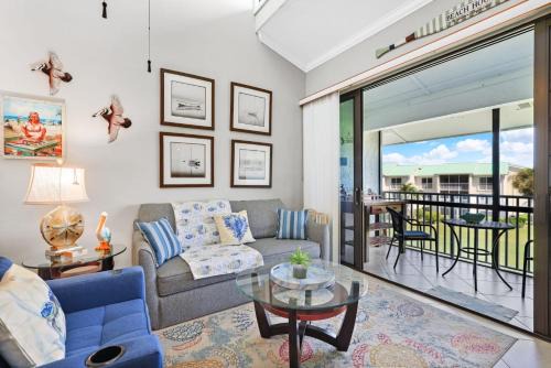 Fort Pierce Apartment | Beachfront paradise Ocean Village Golf Tennis Several heated pools Tiki bar Pickleball insite sports bar and restaurant and much more