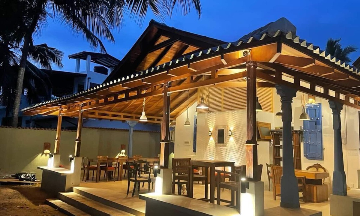 Dickwella Villa | Beachfront private villa