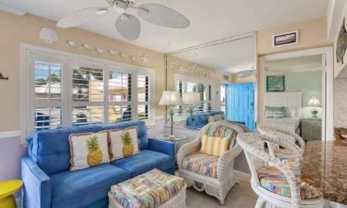 Crystal Beach Condo | Beachfront property with Free Beach Srv! Gulf Views! Right off of Old hwy 98!
