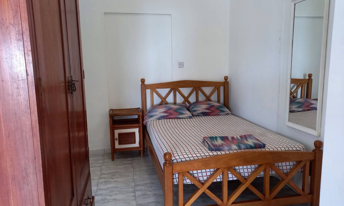 Brighton House | Beachfront Studio Apartment - Brighton Beach