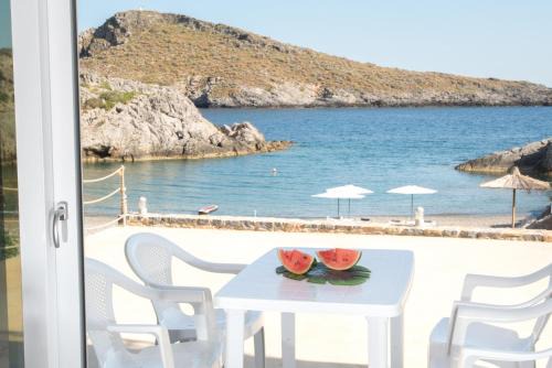 Mires House | Beachfront Studio Kyma East ~ Crete's Hidden Gem