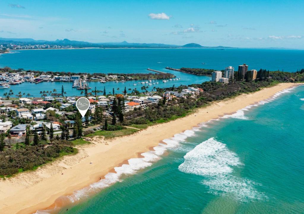 Buddina Apartment | Beachfront Styled 2 BR Apt w Pool at Buddina