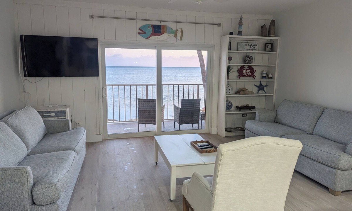 Layton House | Beachfront townhome. Steps to the beach, dock, pool, and tennis w/pickle ball.