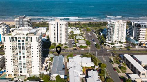 Maroochydore Apartment | Beachfront Unit 5 at Sea Chalets, Sixth Avenue