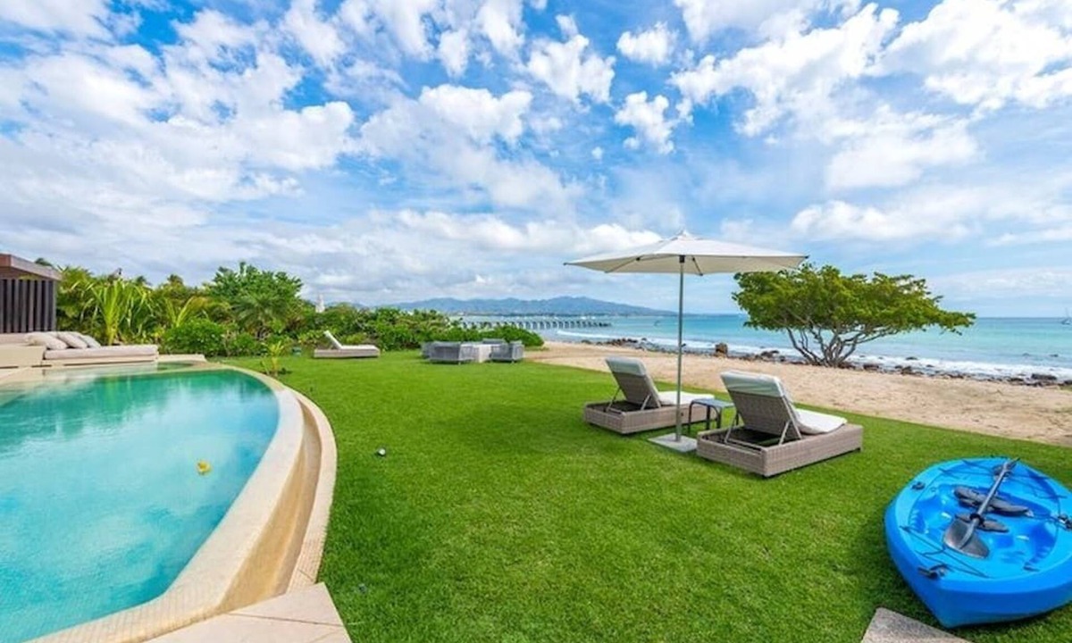 Punta de Mita Villa | Beachfront Villa Within Gates Porta Fortuna
