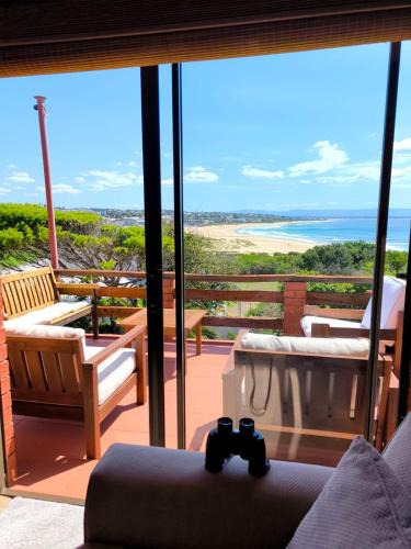 Jeffreys Bay Villa | Beachfront VILLA AFRICAN QUEEN